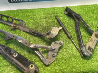 петля крышки багажника Ford Mondeo 3 поколение [рестайлинг] CA2 2006, 1.8 л., CGBA, бензин, МКПП, темно синий, седан