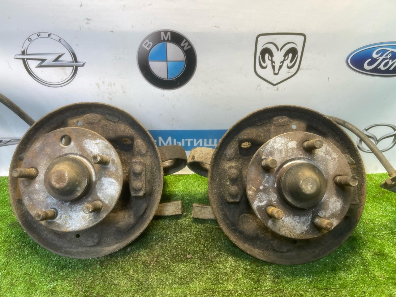 кулак Chrysler Sebring 1 поколение FJ 1998, 2.4 л., EDZ, бензин, АКПП, седан - фото №1