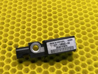 датчик удара Ford Mondeo 3 поколение 2003, 2.0 л., бензин, МКПП, универсал, 1S7T-145342-AD