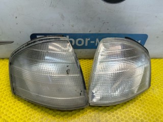 указатель поворота Mercedes-Benz C-Класс W202/S202 [рестайлинг] W202 1999, 1.8 л., M 111.921, бензин, АКПП, седан, 1305232110