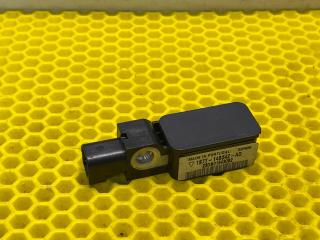 датчик удара Ford Mondeo 3 поколение 2003, 2.0 л., бензин, МКПП, универсал, 1S7T-145342-AD