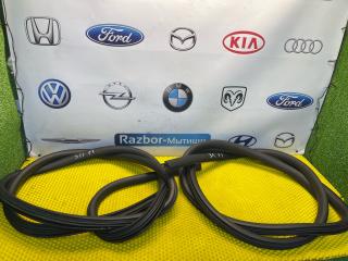 уплотнитель двери Ford Focus 1 поколение 2001, 2.0 л., EDDB, бензин, АКПП, седан