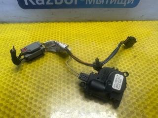 моторчик заслонки печки Ford Focus 1 поколение [рестайлинг] 2004, 1.6 л., бензин, МКПП, седан, 1S7H-19B634-CA