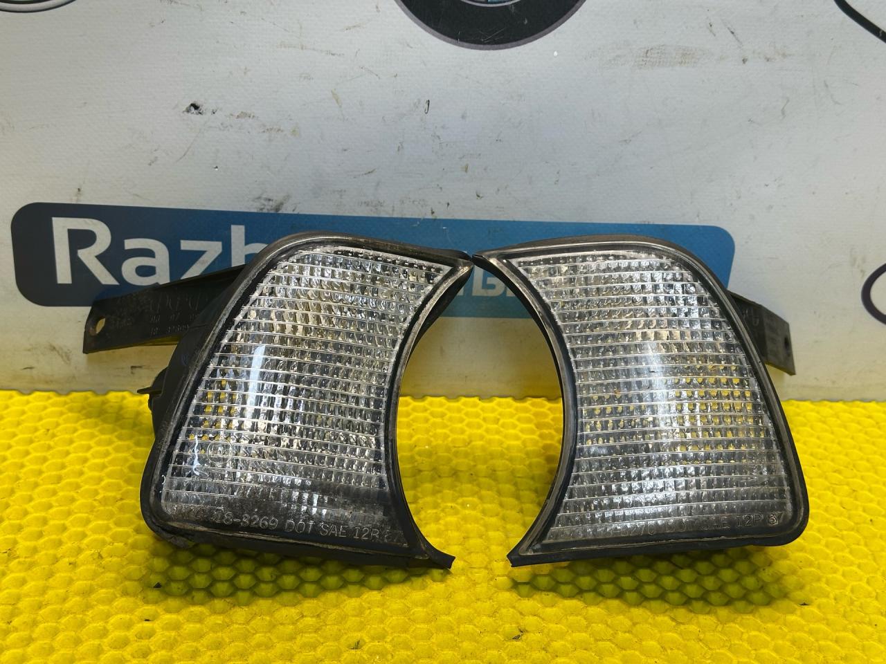 указатель поворота BMW 5 серия E34 1990, 2.0 л., M50 B20 TU, бензин, МКПП, седан - фото №1