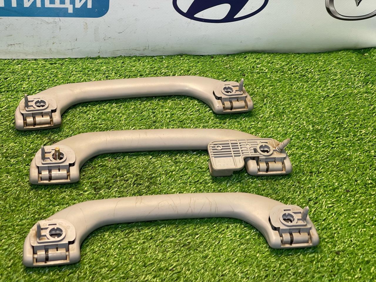 ручка внутренняя потолочная Mitsubishi Lancer 9 поколение 2004, 1.6 л., 4G18, бензин, АКПП, пурпурный, седан, передний привод, MR330017 - фото №1