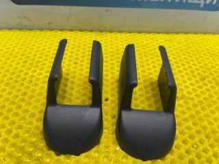 Пластик салазок сидений Ford Focus 1 поколение 2001, 2.0 л., EDDB, бензин, АКПП, седан, 98AB-A618K88-0DW