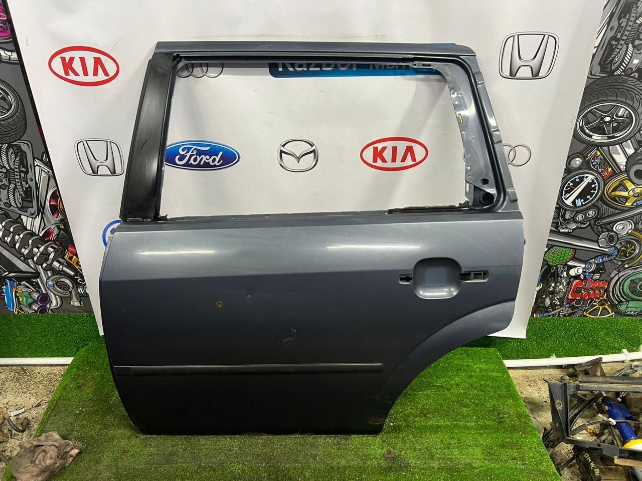 дверь задняя левая Ford Mondeo 3 поколение 2003, 2.0 л., бензин, МКПП, универсал - фото №1