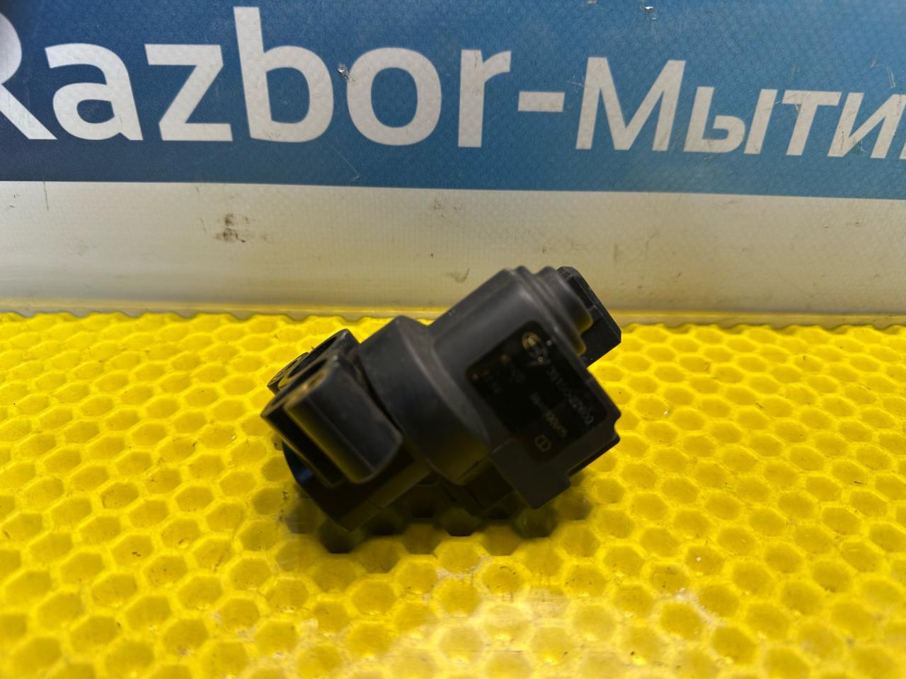 клапан холостого хода Hyundai Getz 1 поколение 2005, 1.3 л., G4EA, бензин, МКПП, красный, передний привод, 35150-22600 - фото №1