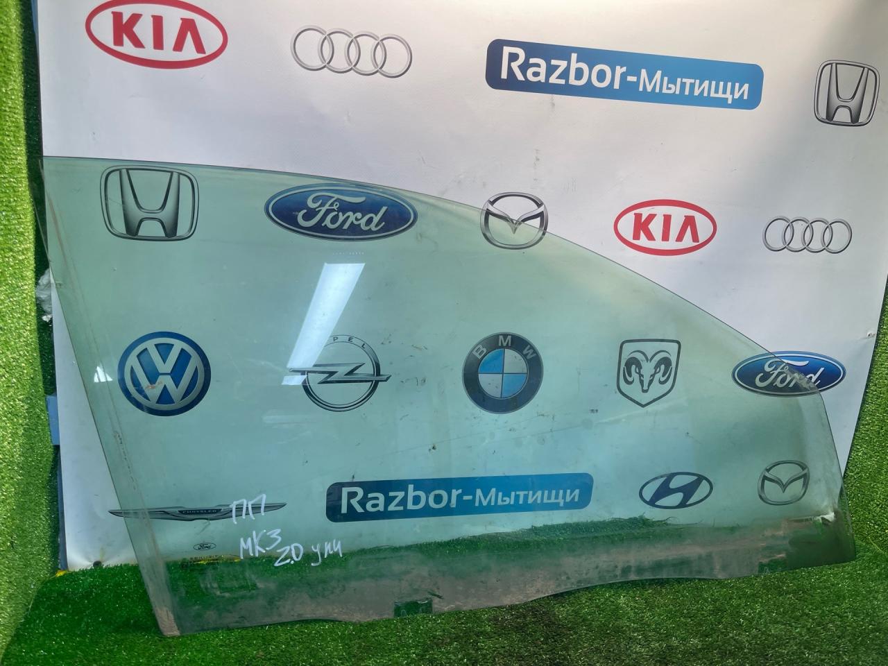 стекло двери передней правой Ford Mondeo 3 поколение 2003, 2.0 л., бензин, МКПП, универсал - фото №1