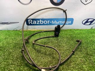 насос (моторчик) омывателя стекла Ford Focus 1 поколение 2001, 2.0 л., EDDB, бензин, АКПП, седан, 93BB17K624AA