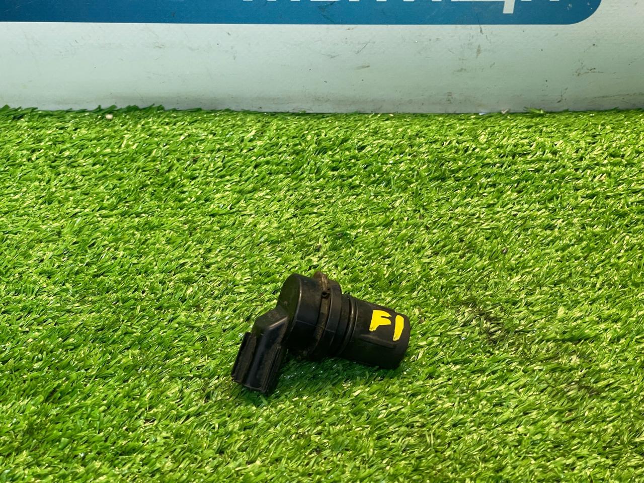 датчик скорости Ford Focus 1 поколение CAK 2001, 2.0 л., AODB, бензин, АКПП, седан, XS4P-7H103 - фото №1