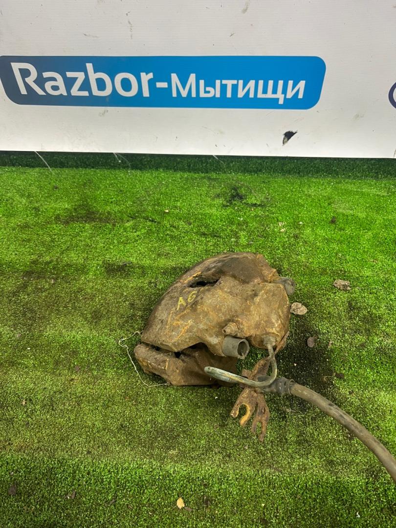 суппорт передний правый Audi A6 4B/C5 4B5 2000, 2.4 л., ALF, бензин, АКПП, седан - фото №1