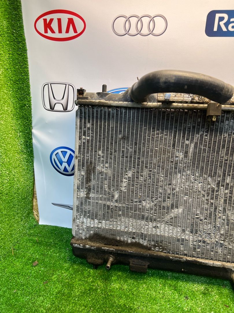 радиатор (основной) Dodge Neon 2 поколение 2001, 2.0 л., ECB, бензин, АКПП, седан - фото №1