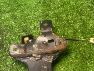 замок багажника Ford Focus 1 поколение [рестайлинг] CAK 2004, 1.6 л., CCA, бензин, МКПП, седан, передний привод