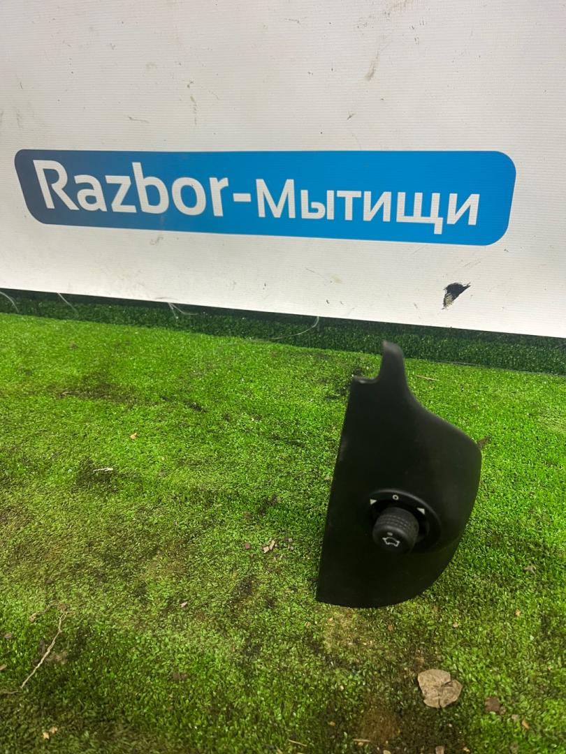 накладка на зеркало Ford Focus 1 поколение CAK 2001, 2.0 л., AODB, бензин, АКПП, седан - фото №1