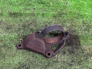 кронштейн полуоси Ford Focus 1 поколение [рестайлинг] 2004, 1.8 л., бензин, хетчбэк 5 дв.