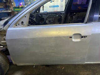 дверь передняя левая Ford Mondeo 3 поколение 2002, 2.0 л., бензин, МКПП, седан