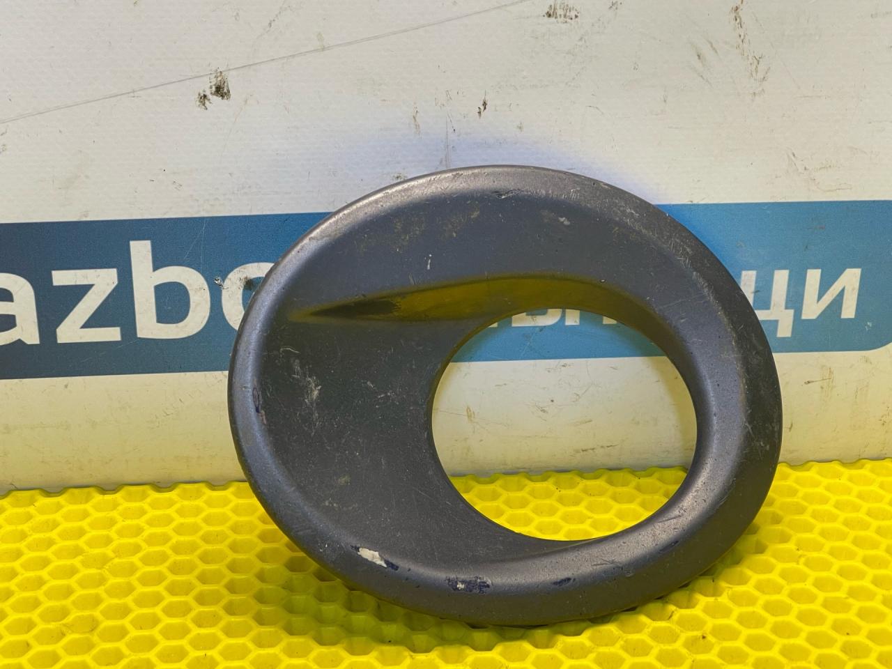 рамка фары противотуманной левой Ford Mondeo 3 поколение 2003, 2.0 л., бензин, МКПП, универсал, 1S7117A990AF - фото №1