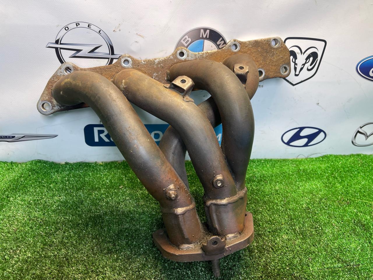 коллектор выпускной Ford Mondeo 3 поколение 2003, 2.0 л., бензин, МКПП, универсал - фото №1