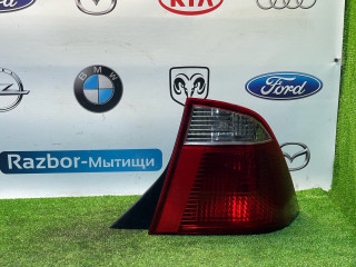 фонарь задний правый Ford Focus 1 поколение [рестайлинг] CAK 2004, 1.6 л., CCA, бензин, МКПП, седан, передний привод