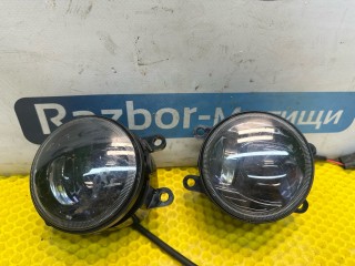 фара противотуманная Ford Mondeo 3 поколение 2002, 2.0 л., бензин, МКПП, седан