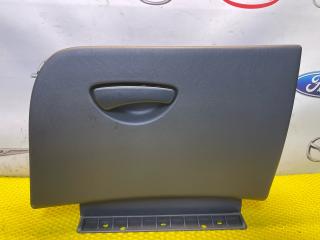 бардачок Ford Focus 1 поколение [рестайлинг] 2004, 2.0 л., EDDB, бензин, АКПП, седан