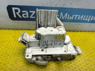 замок двери передней левой Ford Mondeo 3 поколение 2002, 2.0 л., бензин, МКПП, седан, XS41-A21813-DE