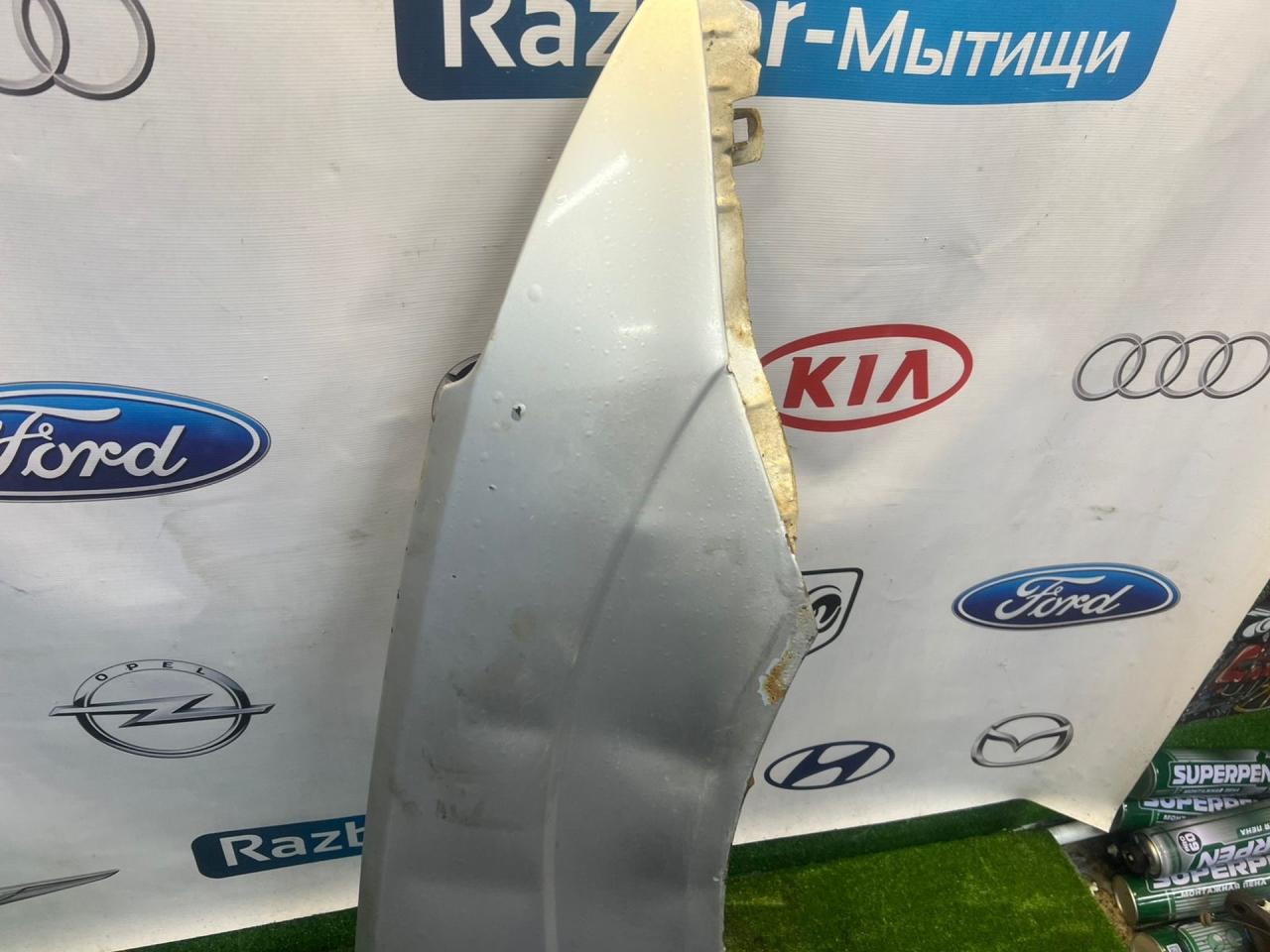 крыло переднее правое Ford Focus 1 поколение CAK 2001, 2.0 л., АКПП - фото №1