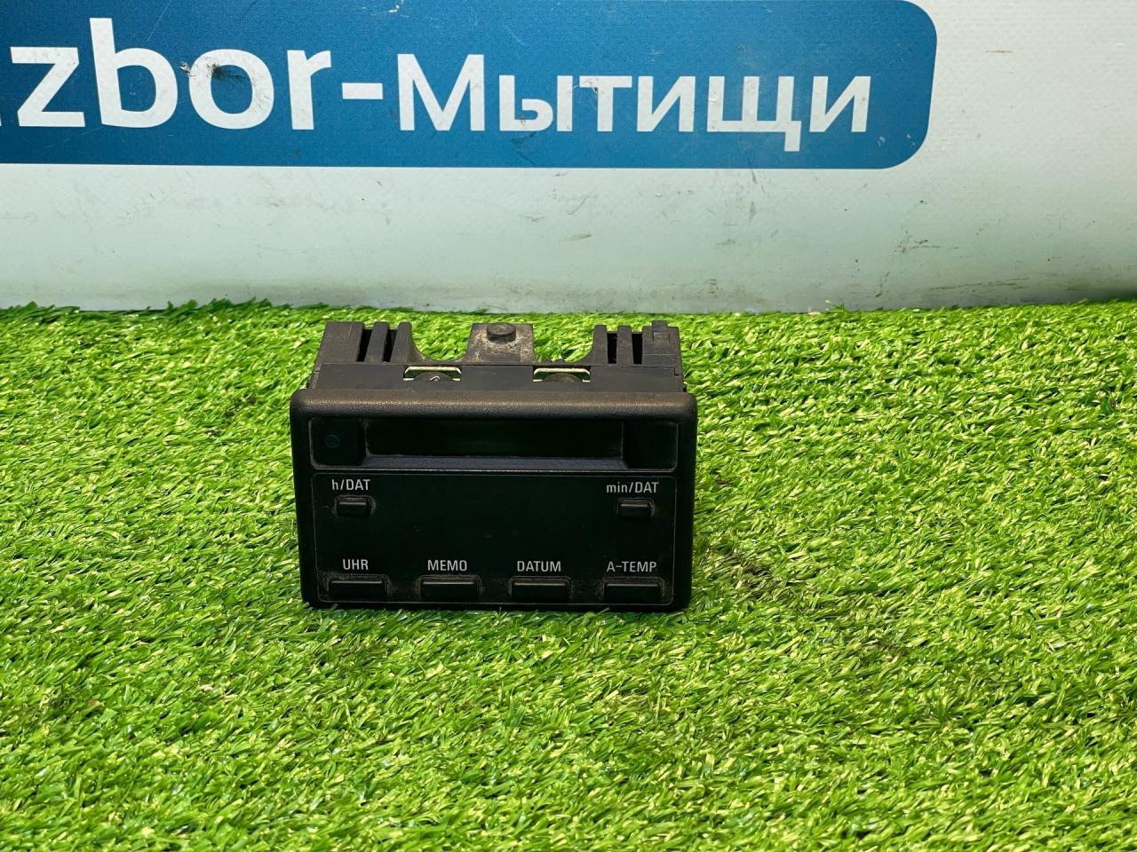 дисплей BMW 5 серия E34 1991, 2.0 л., M50 B20, бензин, МКПП, седан, задний привод - фото №1