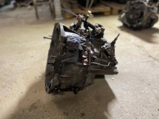 КПП механическая (МКПП) Renault Laguna 2 поколение 2005, 1.9 л., дизель, МКПП, хетчбэк 5 дв., ND0001