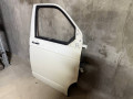 дверь передняя правая Volkswagen Transporter T5 2009, 1.9 л., дизель, МКПП - фото №2