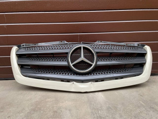 решетка радиатора Mercedes-Benz Sprinter 2 поколение [рестайлинг] (W906) 2018, 2.2 л., дизель, МКПП, микроавтобус, A9068880523