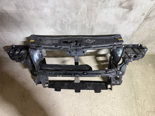 передняя панель крепления облицовки (телевизор) Volkswagen Touareg 1 поколение 2007, 2.5 л., дизель, АКПП