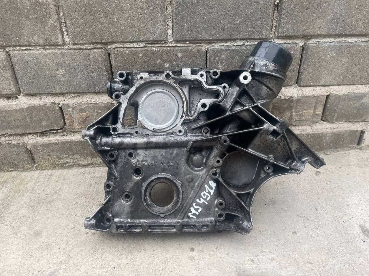 крышка двигателя передняя Mercedes-Benz C-Класс W203/S203/CL203 2002, 2.2 л., дизель, АКПП, седан, R6460150602 - фото №1