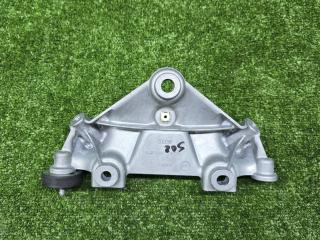 распорка стоек BMW X7 G07 [рестайлинг] G07 2024, 3.0 л., B58B30P, бензин, АКПП, black sapphire metallic (475), внедорожник 5 дв., полный привод, правый руль, 7337921, 7337921