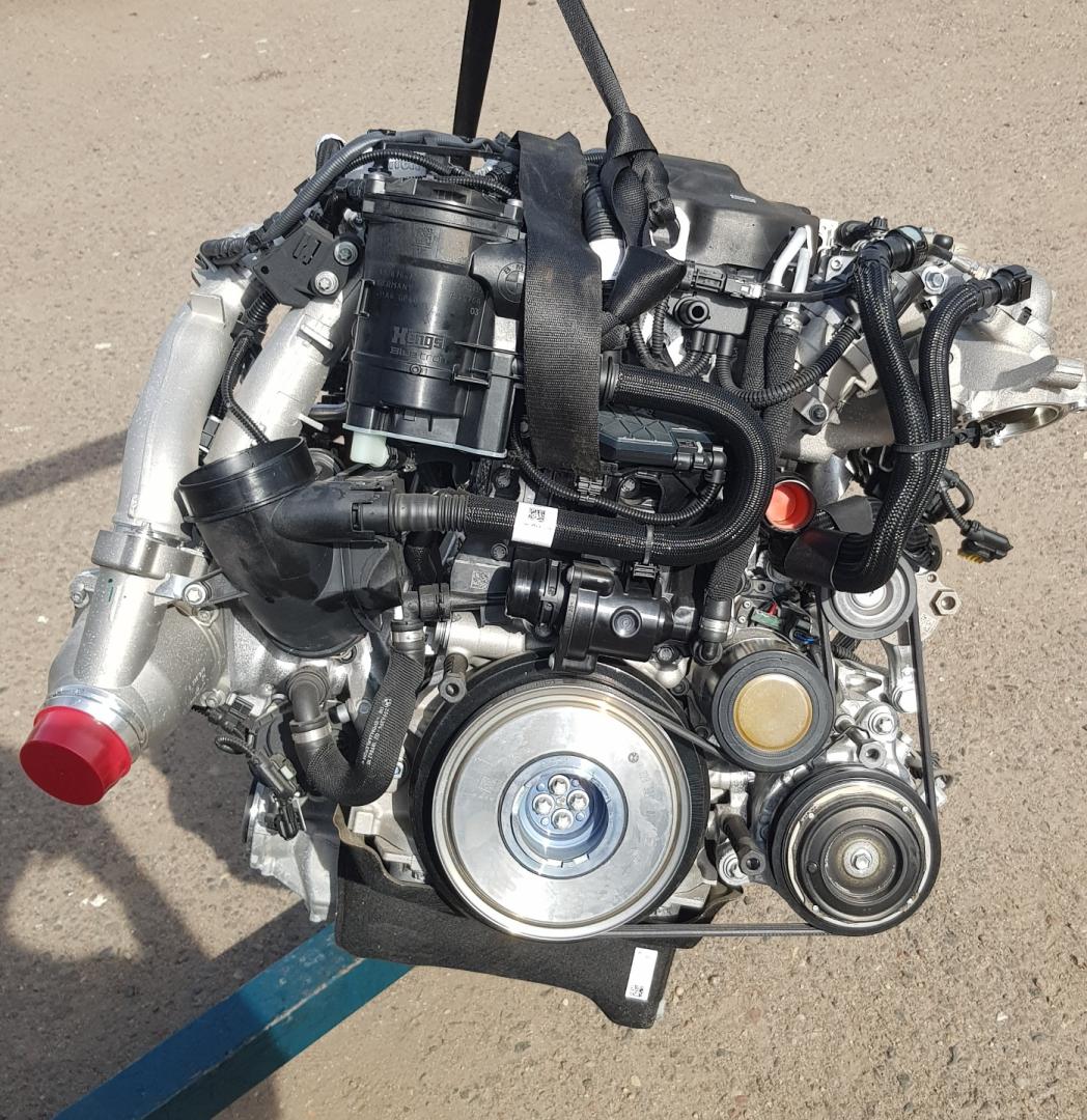 двигатель BMW X5 G05 [рестайлинг] G05 2023, 3.0 л., B57 D30 B, дизель, АКПП, mineralweiß metallic (a96), внедорожник 5 дв., полный привод, 5A64C60