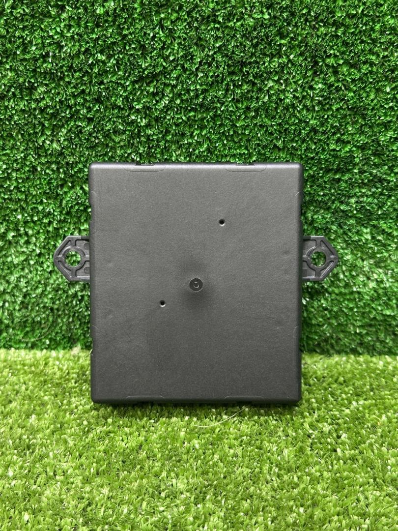 модуль управления двери BMW 5 серия G60/G61 2025, 2.0 л., бензин, a90, седан, задний привод, правый руль, 6135, 184905, 5B547B4, 61355B547B4, 04-04-25 - фото №1