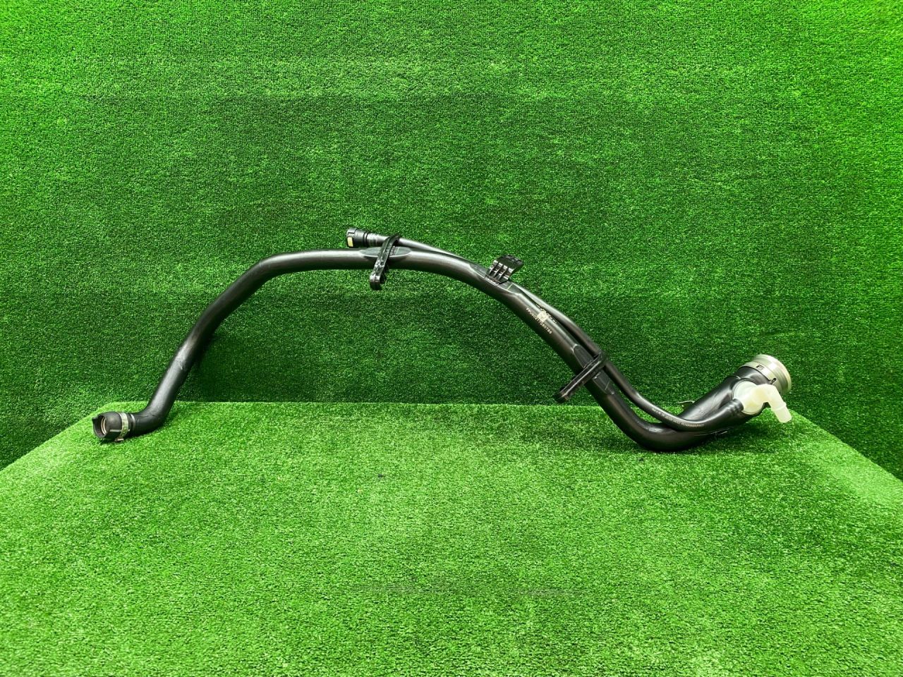 горловина топливного бака BMW X5 G05 2022, 3.0 л., B58B30, бензин, АКПП, 416, внедорожник 5 дв., задний привод, 5A34399, 16115A34399 - фото №1