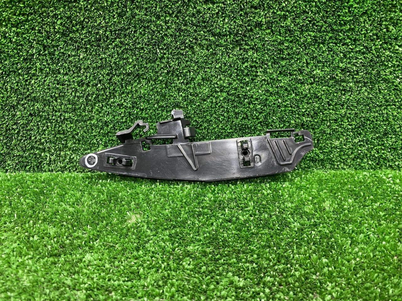 Крепление бампера переднего BMW X3 G01 2020, 2.0 л., B48 B20 A, бензин, АКПП, 7399982, 51117399982 - фото №1