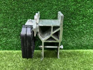 кронштейн радиатора BMW X7 G07 [рестайлинг] G07 2024, 3.0 л., B58B30P, бензин, АКПП, black sapphire metallic (475), внедорожник 5 дв., полный привод, правый руль, 7421635, 51117421635