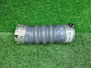 патрубок интеркулера BMW X5 G05 [рестайлинг] G05 2023, 3.0 л., B57 D30 B, дизель, АКПП, carbonschwarz metallic (416), внедорожник 5 дв., полный привод, 8599391, 13718599391