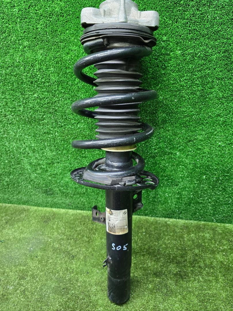 стойка передняя левая BMW X3 M F97 2020, 3.0 л., S58B30A, бензин, а300, полный привод, правый руль, 8067505, 8067505 - фото №1