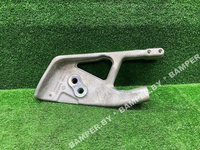 Кронштейн балки BMW X7 G07 2020, 31106878753, 6878753 - фото №1