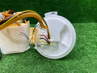 колба в бак BMW 3 серия G20 2020, 3.0 л., B58B30, бензин, АКПП, black sapphire metallic (475), седан, полный привод, 7473444, 16117473444