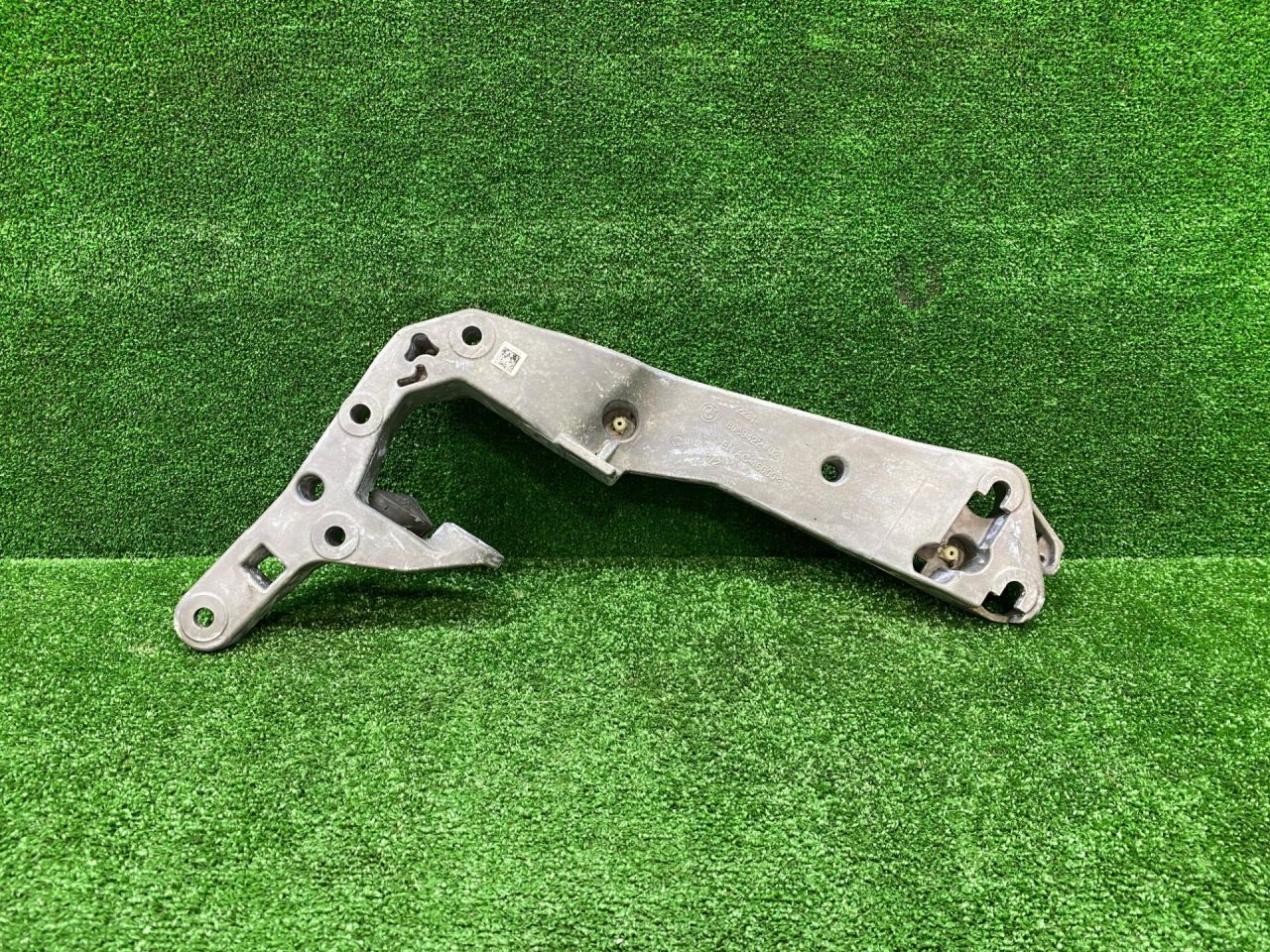 кронштейн КПП BMW M4 G82/G83 G82 2022, 3.0 л., S58B30A, бензин, АКПП, sao paulo gelb (c4h), купе, 8089422, 22318089422 - фото №1