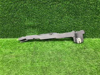 планка под капот BMW 5 серия G30/G31 [рестайлинг] G30 2021, 4.4 л., N63 B44 C, бензин, АКПП, седан, полный привод, 9334790, 61139334790