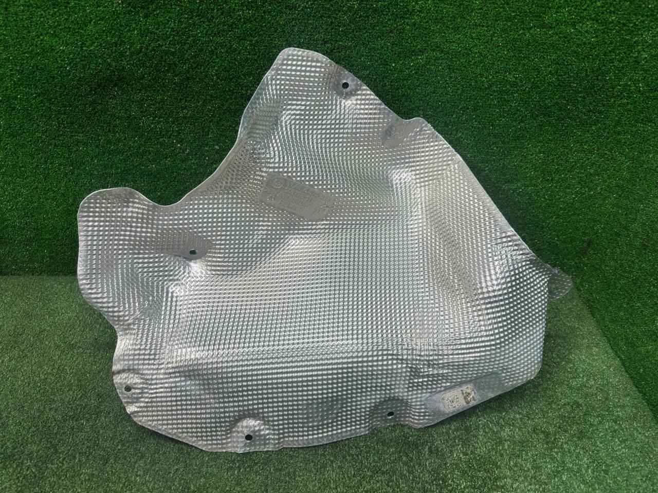 тепловой экран глушителя BMW M3 G80/G81 G80 2023, 3.0 л., S58B30A, бензин, АКПП, c31, седан, полный привод, правый руль, 8070513, 51438070513 - фото №1