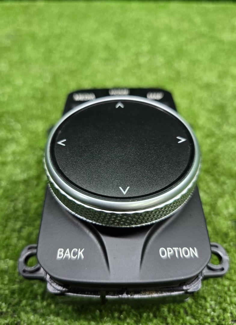 джойстик управления мультимедиа BMW M3 G80/G81 G80 2021, 3.0 л., S58B30A, бензин, МКПП, 475, седан, задний привод, 5A1D038, 65825A1D038, ZBE-07, 160466-10PORTUGAL - фото №1