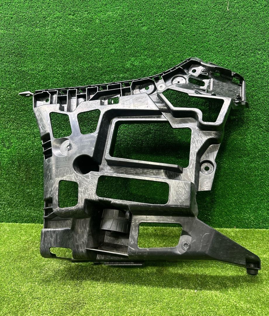 Крепление бампера заднего BMW M3 G80/G81 G80 2021, 3.0 л., S58B30A, бензин, МКПП, 475, седан, задний привод, 5112, 8069445, 51128069445, 15857711 - фото №1