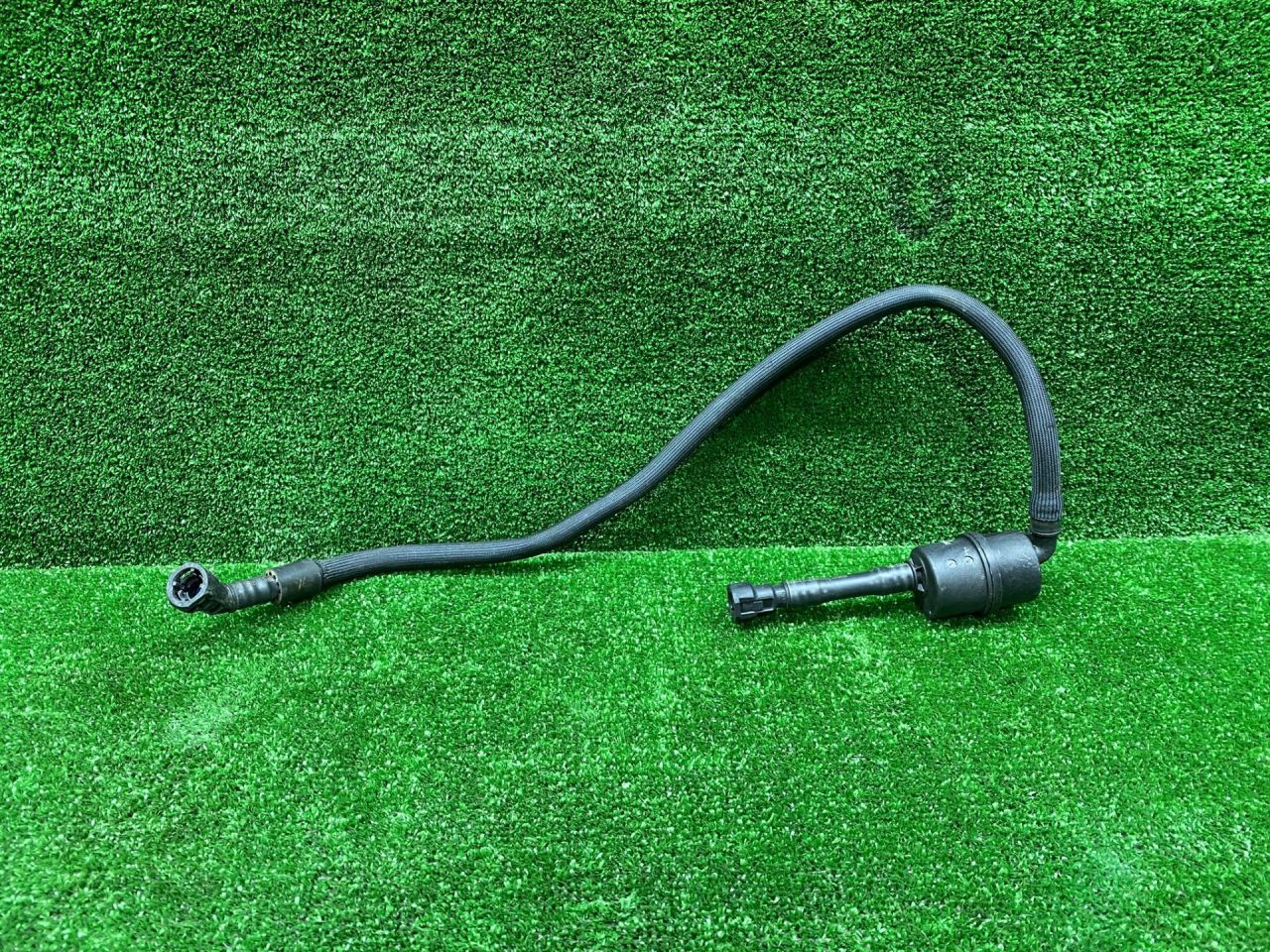 трубка вентиляции бака BMW X3 G01 2020, 2.0 л., B48 B20 A, бензин, АКПП, 8677760, 13908677760 - фото №1